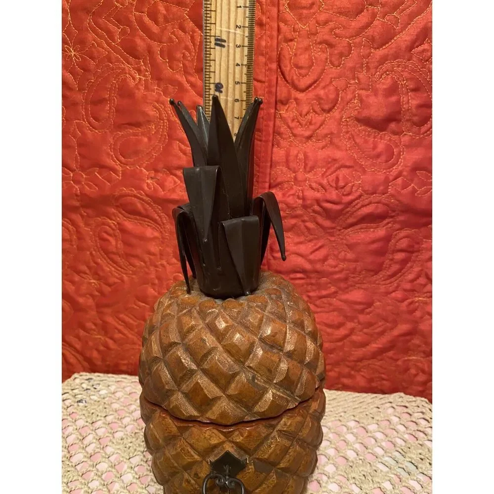 Vintage Wooden Pineapple Trinket Container -‎ Hinged, 10